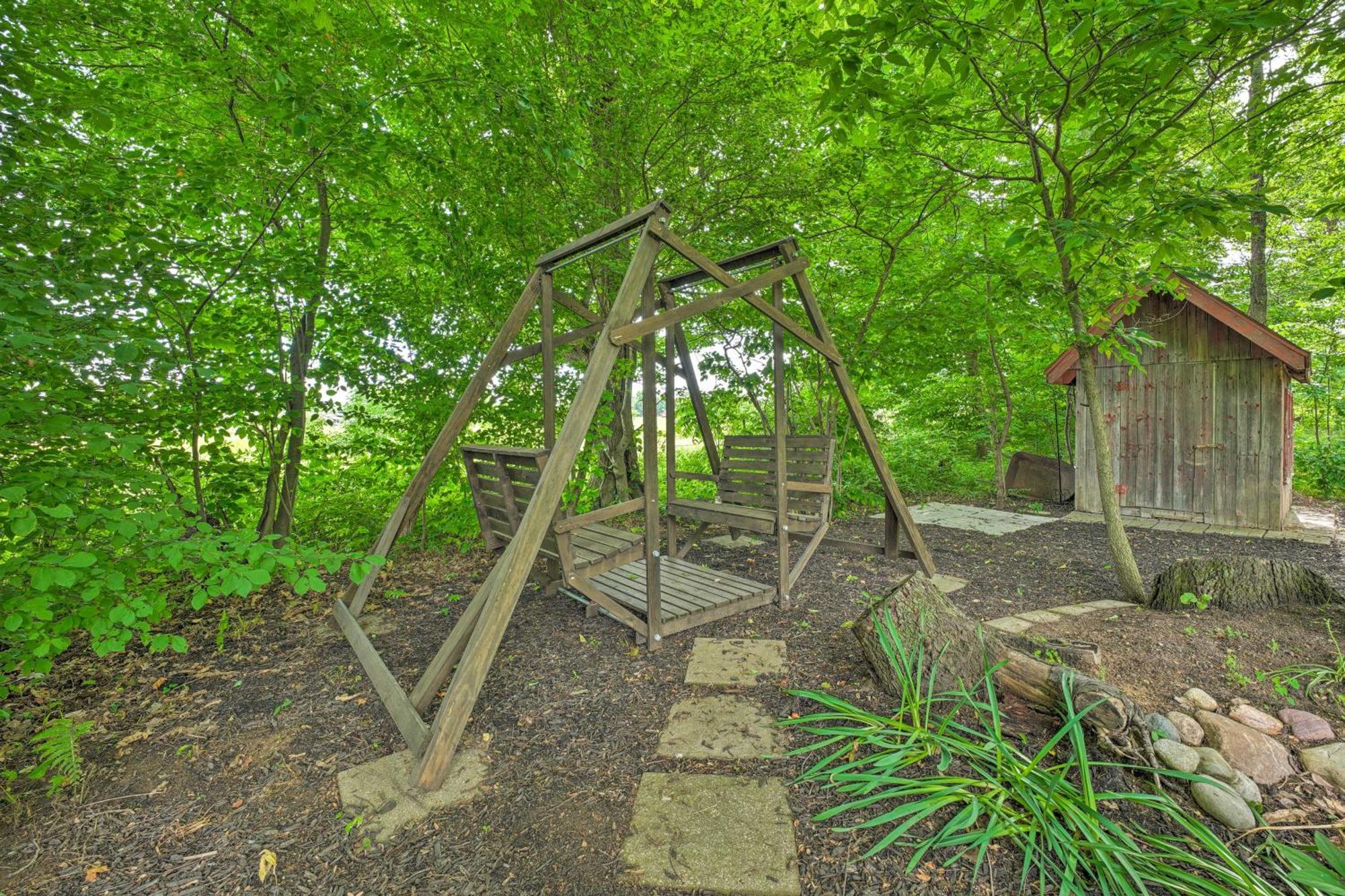Shipshewana Guest House With Fire Pit! Экстерьер фото